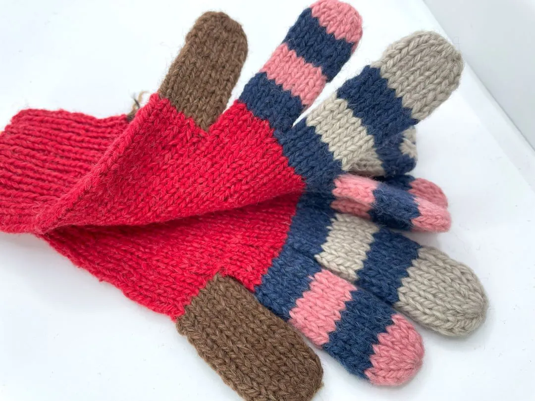 Alpaca Handmade Gloves - Red, Bolivia