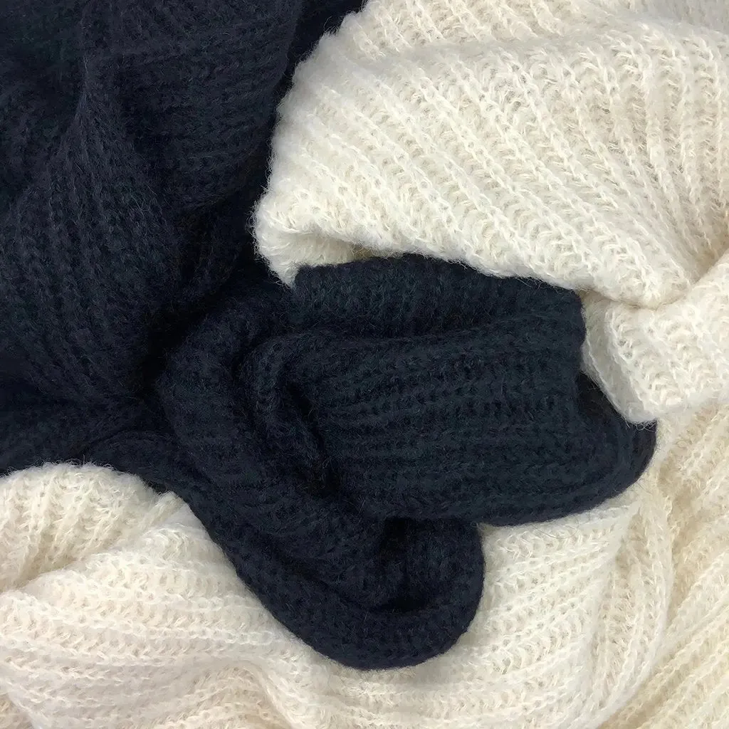 Alpaca Scarf | Chunky Black Knit