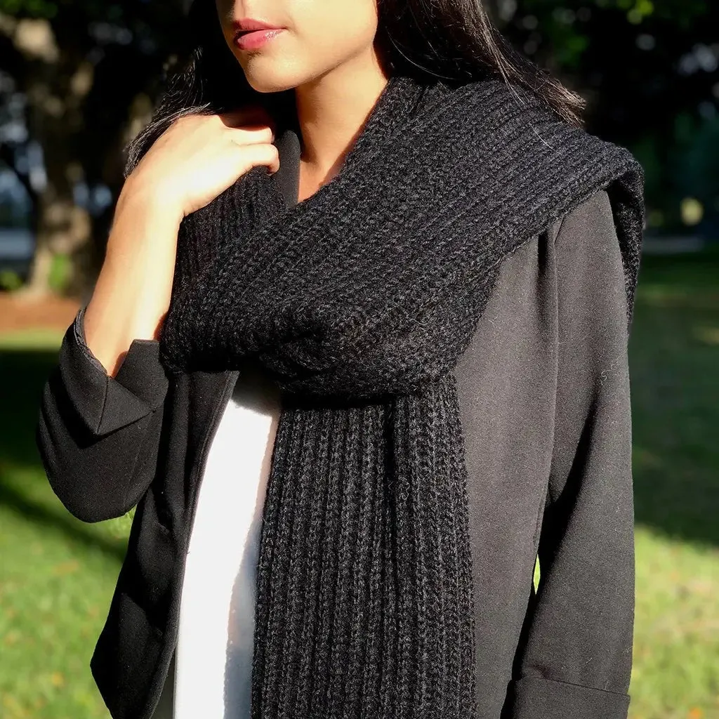Alpaca Scarf | Chunky Black Knit