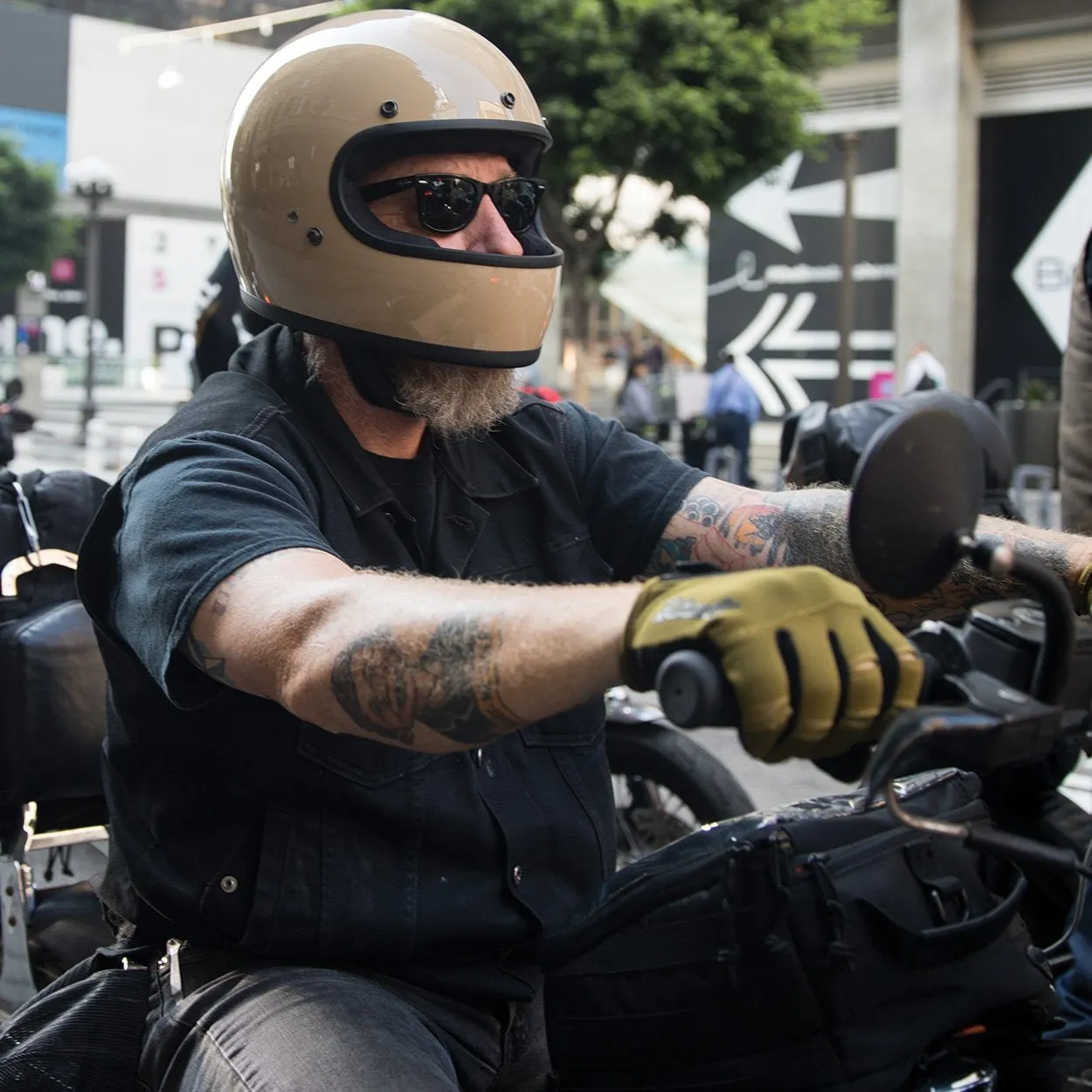 Gringo Helmet | Gloss Coyote Tan
