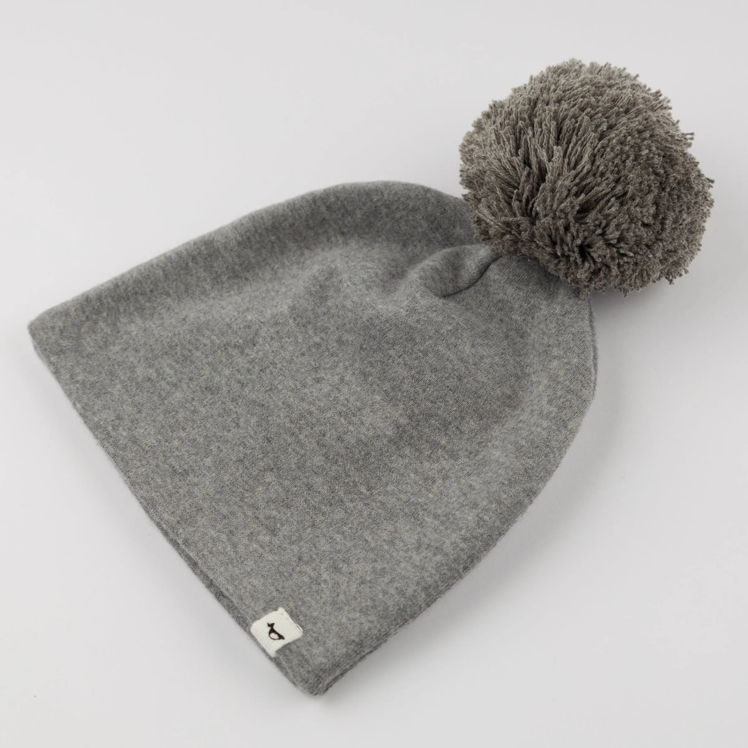 oh baby! Pom Hat - Gray on Coal