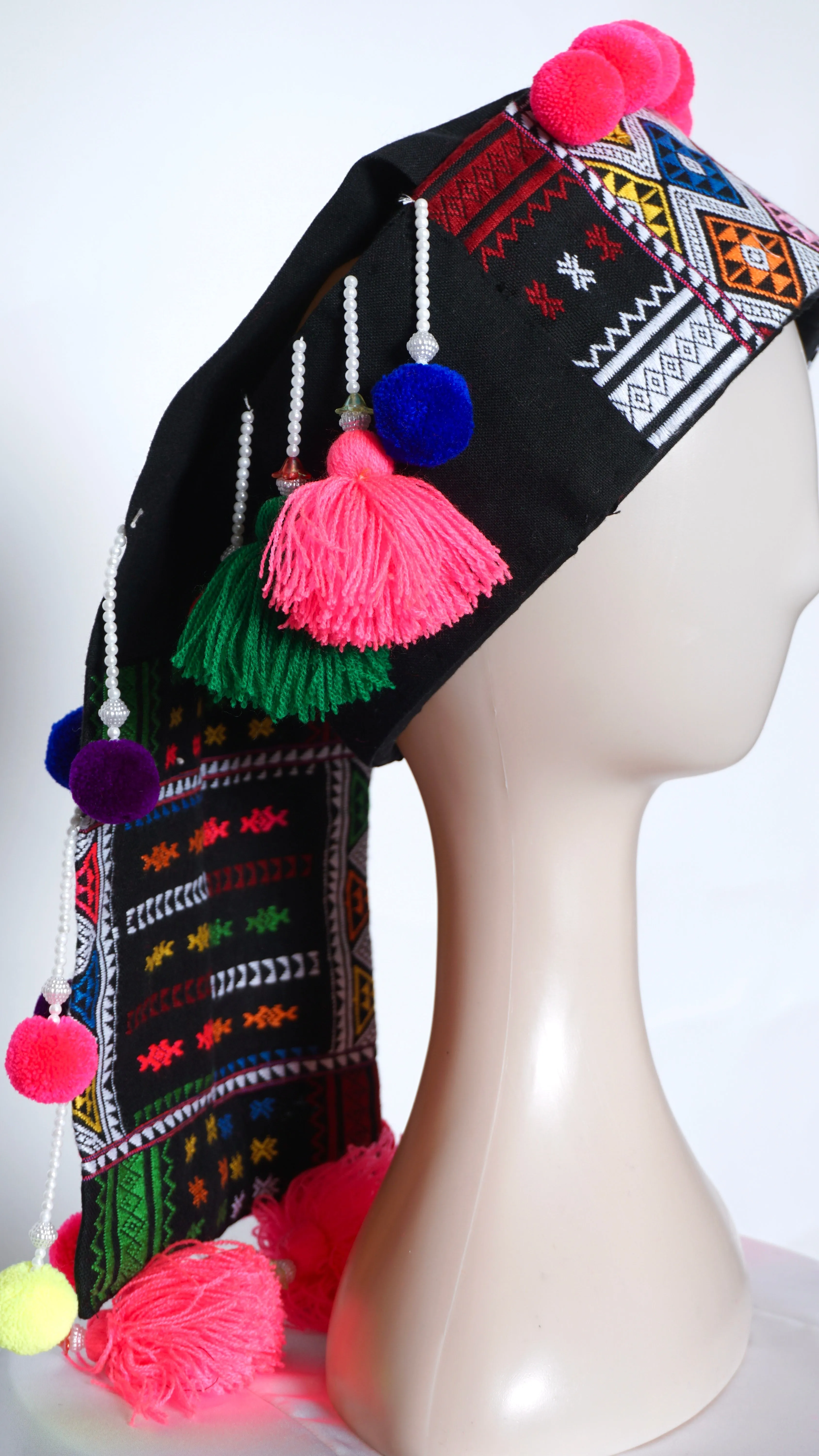 Phuam Paj Pom Pom (22")